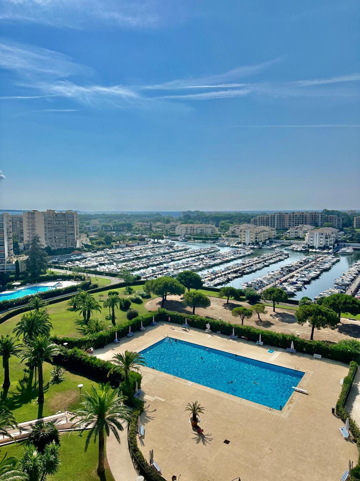 Appartement T3 De Standing Vue Mer Et Marina Mandelieu-la-Napoule Exterior photo